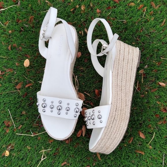Marc Fisher Platform Espadrille Sandals in White - Picture 2 of 14